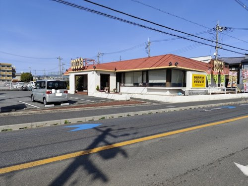 ココス 高槻庄所店