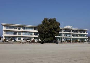 山梨市立日川小学校