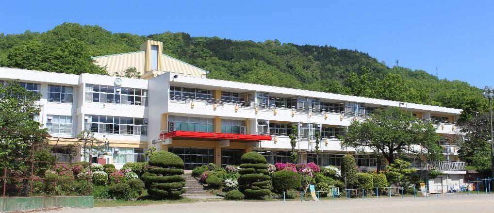 市川三郷町立六郷小学校