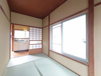 明るい和室です