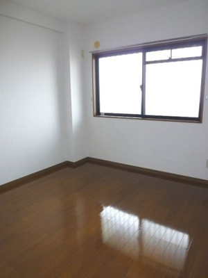 明るい室内です