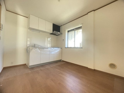 内装は落ち着いています