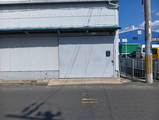 東大阪市池島町8丁目貸倉庫・工場（南から1区画目）の画像