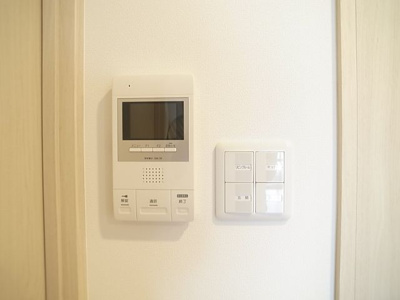 もちろんモニター付。