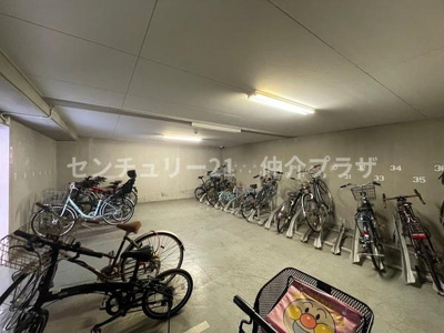 敷地内駐輪場

