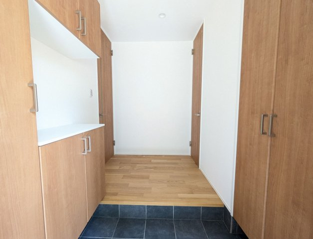 ただいまの瞬間につながる幸せ。明るくオープンな空間です