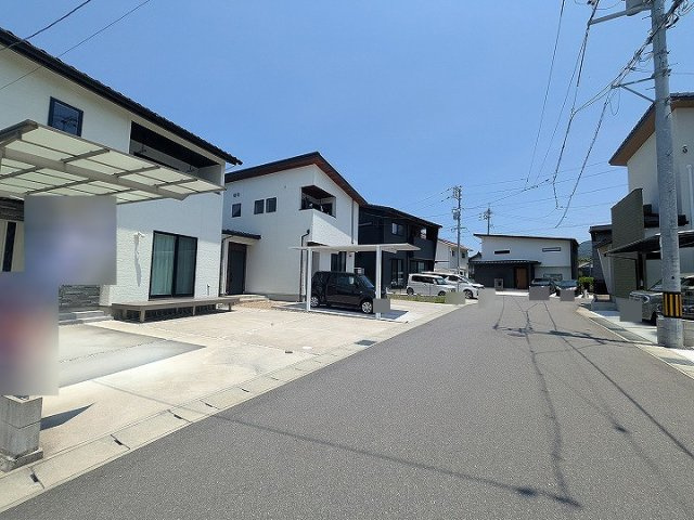 detached 呉地１丁目
