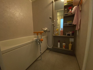 洗い場は広く、シンプルなデザインでお掃除などもしやすい浴室です♪