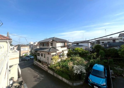 南向き、前面道路につき開放感陽当たり良好です♪