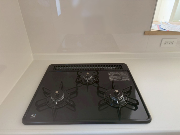 ３口コンロは料理を同時進行できるのでいいですね！