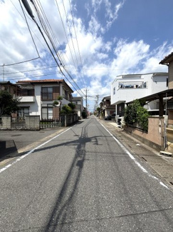 公道にはお買い物に便利な施設がそろっています♪