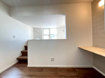 洋室2.63帖+ロフトです♪正面から見るとこんな感じです♪