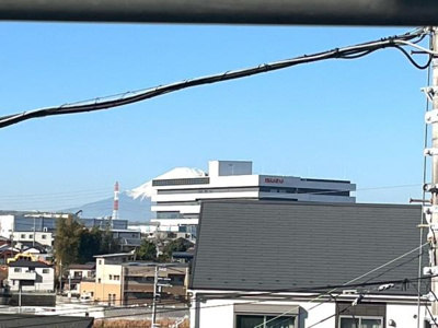 現地からは富士山やいすゞさんの花火が見られます♪