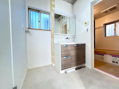 洗面所は新設です♪