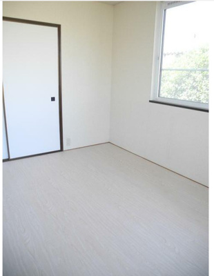 開放的な寝室です