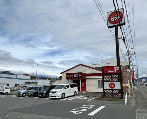 ガスト 伊那店