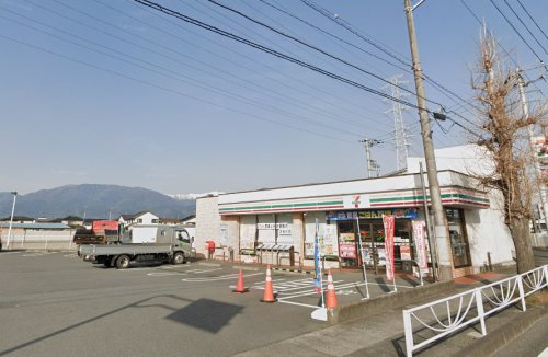セブンイレブン 竜王バイパス富竹新田店