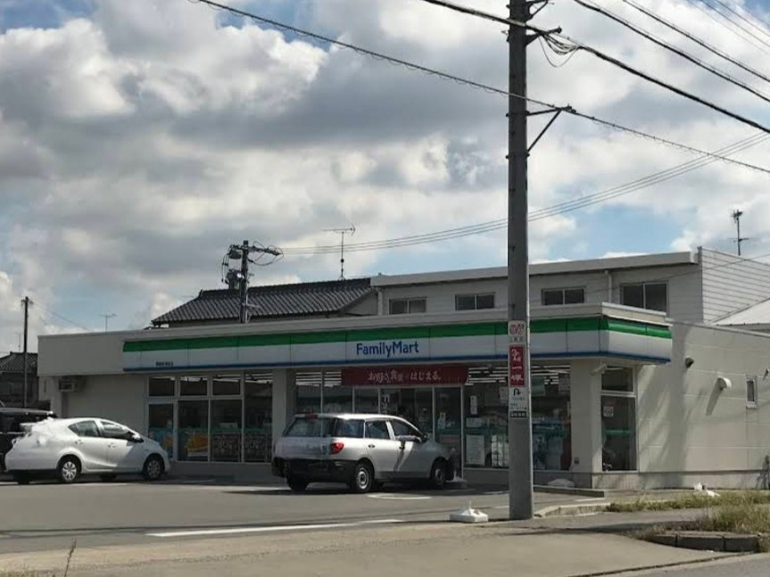 ファミリーマート 岡崎牧御堂店