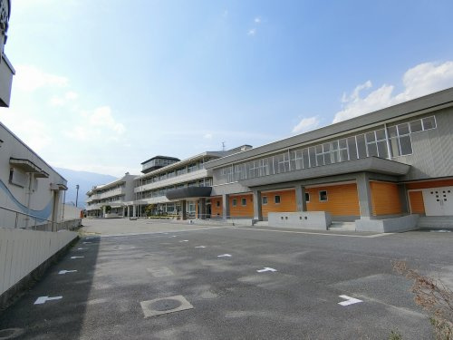  南アルプス市立南湖小学校 