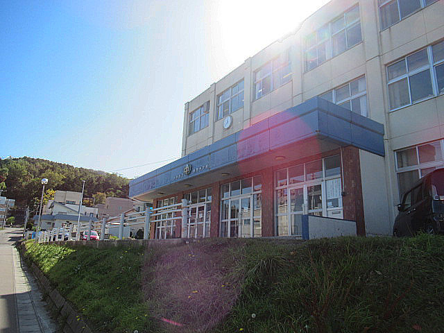 朝里中学校