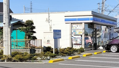 ローソン 行田持田西店
