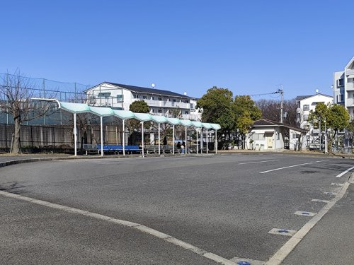 バス停「大阪医科薬科大学」