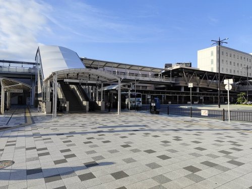 JR「高槻」駅