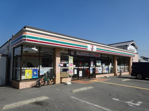 セブンイレブン 高槻安満中の町店