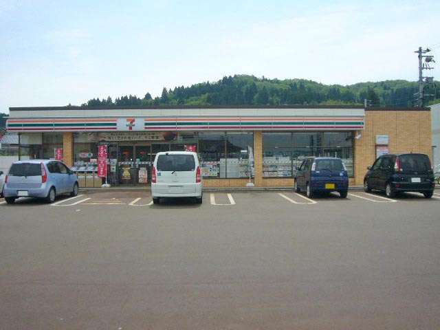 セブンイレブン 富山八尾井田店