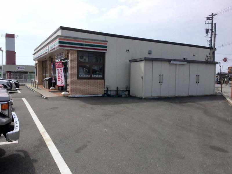 セブンイレブン 富山中川原店