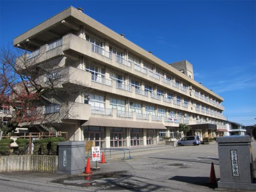 呉羽小学校