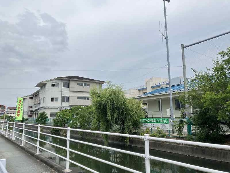 循誘小学校