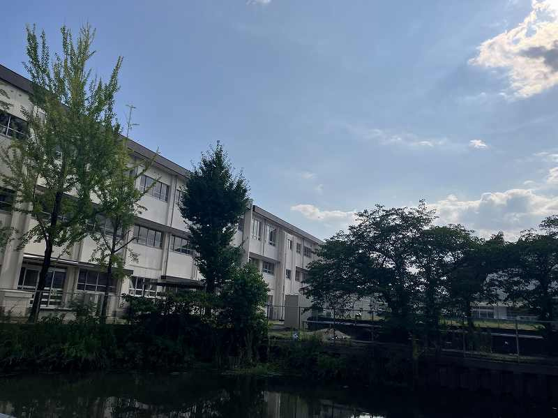 新栄小学校
