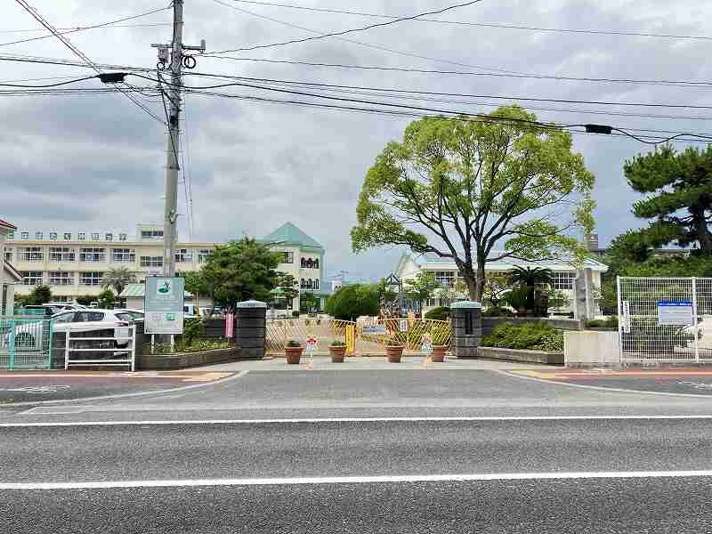 神野小学校