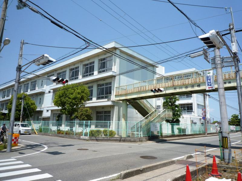 荒川小学校