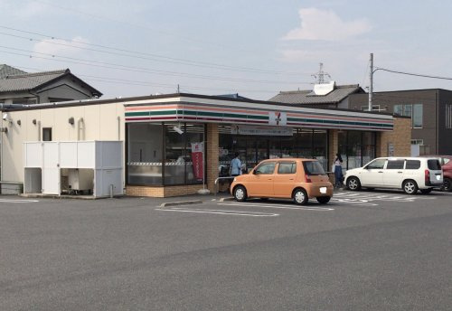セブンイレブン四日市茂福店