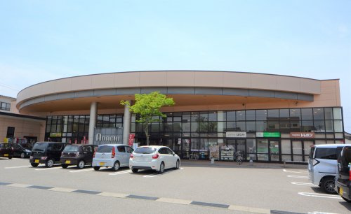 あだちストアジョイフル店