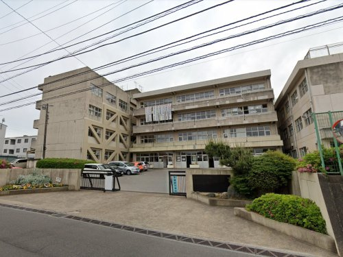 松戸市立六実中学校