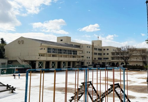 金沢市立長坂台小学校