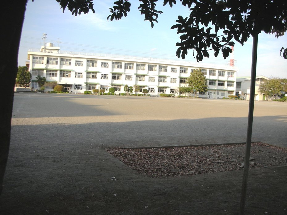 座間市立東原小学校