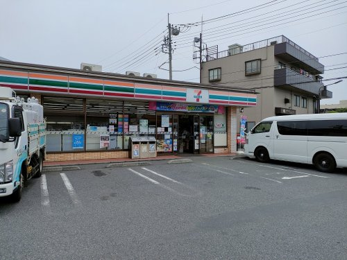セブンイレブン 草加稲荷2丁目店