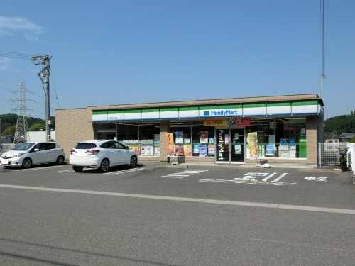 ファミリーマート可児下切店