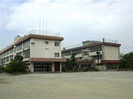 山城小学校