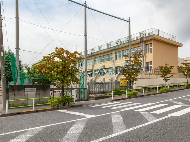 日野市立七生中学校