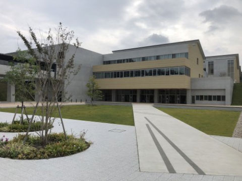 瀬戸市立にじの丘小学校