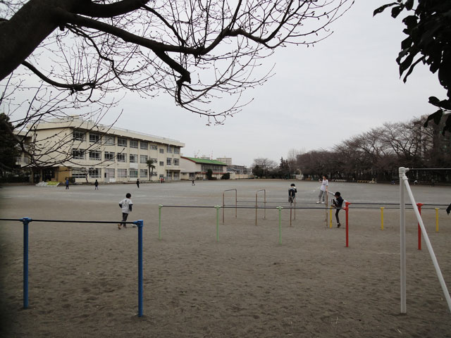 鶴の台小学校