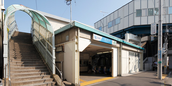 小田急線「厚木」駅