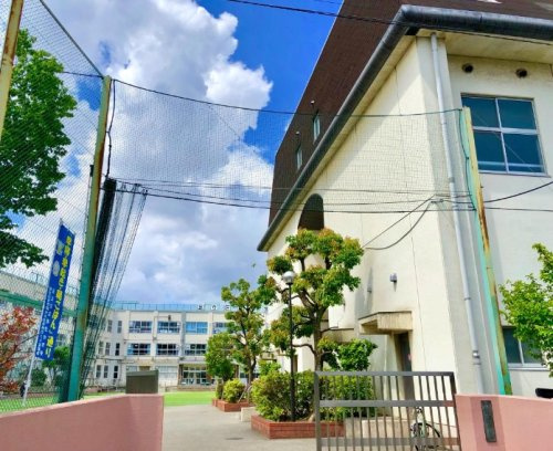 足立区立弥生小学校