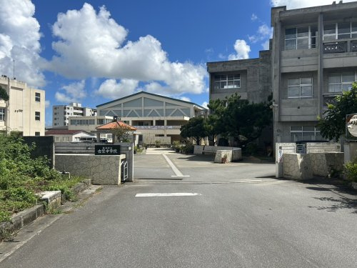 読谷村立古堅中学校
