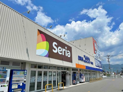 セリア 亀岡店